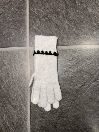 Only - Lea Handskar